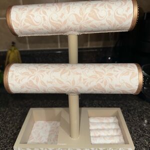Elegant Jewelry Organizer with Cream and Tan Accents